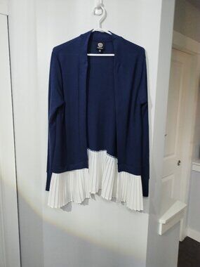 Sm Bobeau two toned blue and white long sleeve cardigan